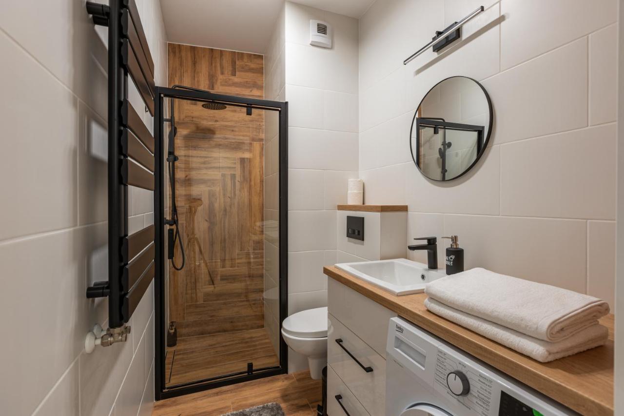 Vip Apartament Wolynska 제수프 외부 사진